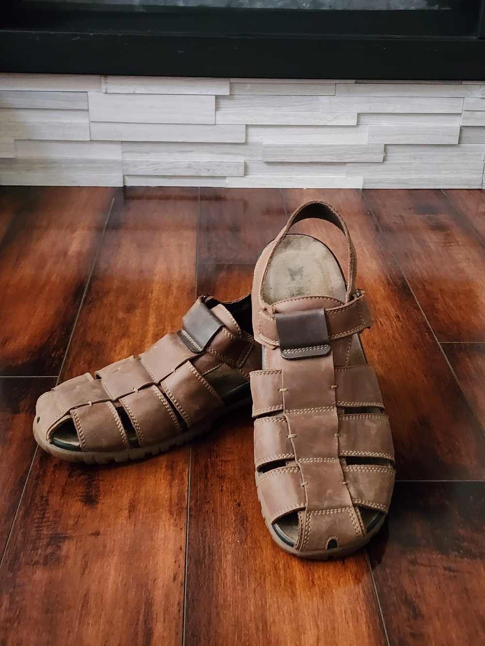 Mephisto Basile Men’s Fisherman Sandals EU 46 Chestnut Leather